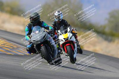 media/Dec-17-2022-SoCal Trackdays (Sat) [[224abd9271]]/Turn 7 Set 2 (1140am)/